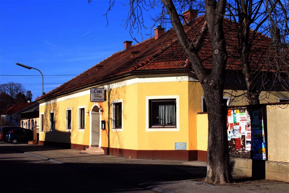 Fels, Cafe Aichinger 2012 [Foto: Archiv Leuthner]